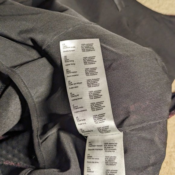 👗 Maje Dress - Burgundy Red and Black - Size 1 - Sophisticated Patterns - Picture 5 of 5